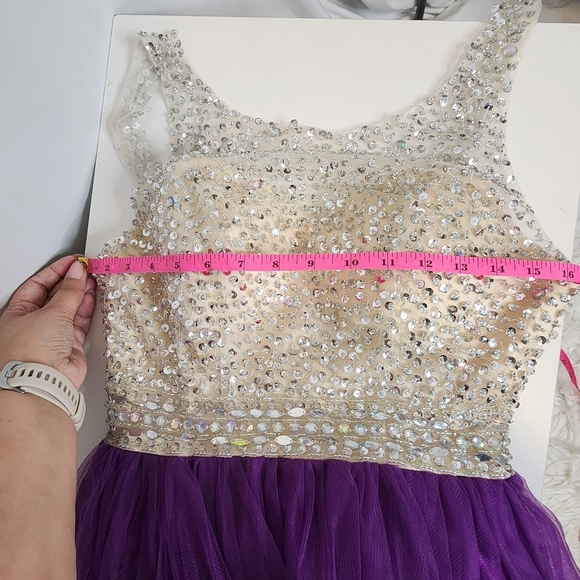 🔥Purple Tulle Gown with Beaded Bodice - Picture 7 of 9